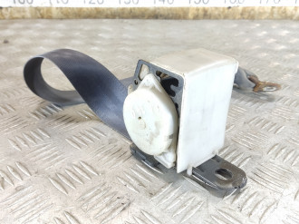 Ремень безопасности задний левый Mitsubishi Lancer Cedia