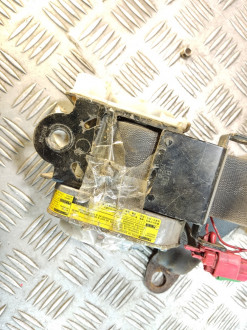 Ремень безопасности передний правый Mitsubishi Lancer Cedia