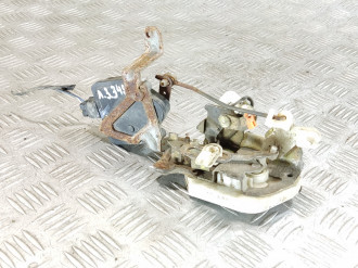 Замок двери задней левой Mitsubishi Lancer Cedia