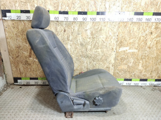 Сиденье переднее правое Mitsubishi Lancer Cedia