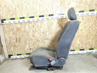 Сиденье переднее правое Mitsubishi Lancer Cedia