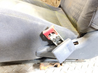 Сиденье переднее правое Mitsubishi Lancer Cedia