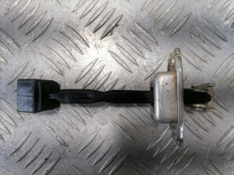Ограничитель двери задний Mitsubishi Lancer 10