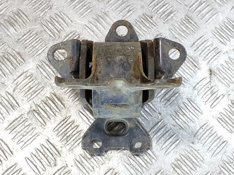 Опора КПП Mitsubishi Lancer 10