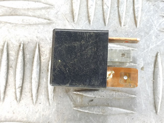 Реле Mitsubishi L200 КВ