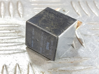 Реле Mitsubishi L200 КВ