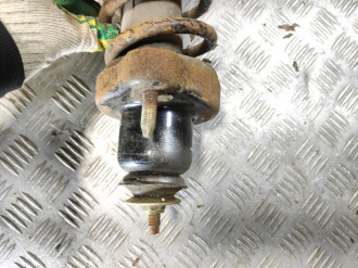 Опора заднего амортизатора Mitsubishi Lancer 9