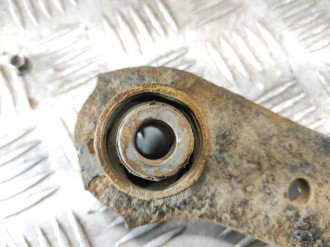 Рычаг задний верхний правый Mitsubishi Lancer 9