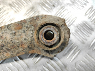 Рычаг задний верхний правый Mitsubishi Lancer 9