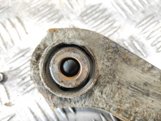 Рычаг задний верхний правый Mitsubishi Lancer 9