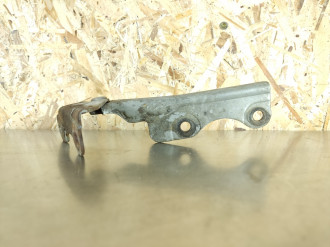 Петля капота правая Mitsubishi Galant 1993 1997