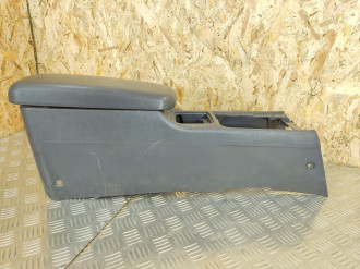 Подлокотник Mitsubishi Galant 1993 1997