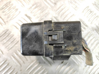 Блок предохранителей моторный Mitsubishi L200 КВ