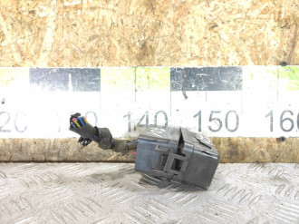 Блок предохранителей Mitsubishi L200 КВ