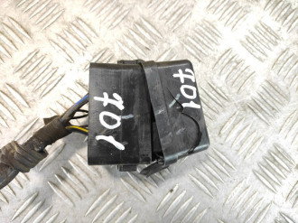 Блок предохранителей Mitsubishi L200 КВ