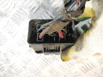 Блок предохранителей Mitsubishi L200 КВ