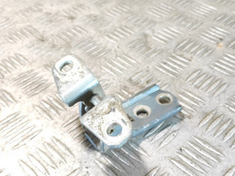 Петля двери задней правой нижняя Mitsubishi L200 КВ