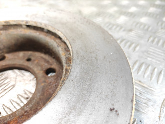 Диск тормозной передний Mitsubishi Lancer 7