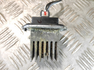 Резистор отопителя Mitsubishi L200 КВ