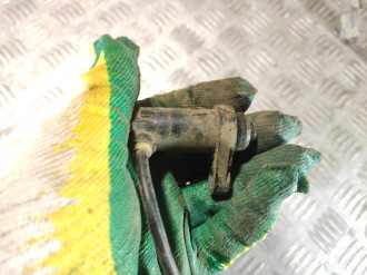 Датчик ABS задний правый Mitsubishi L200 КВ