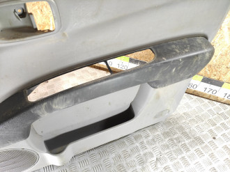 Обшивка двери передней правой Mitsubishi L200 КВ