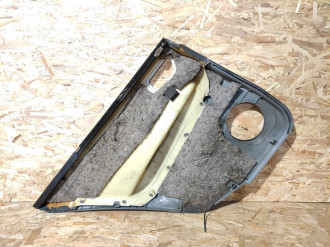 Обшивка двери задней правой Mitsubishi Galant 1993 1997