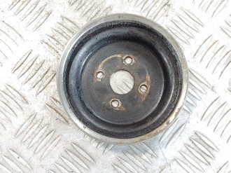 Шкив водяного насоса помпы Mitsubishi Galant 1993 1997