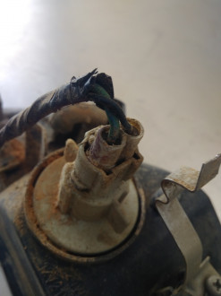 Поворотник левый Mitsubishi Galant 1993 1997