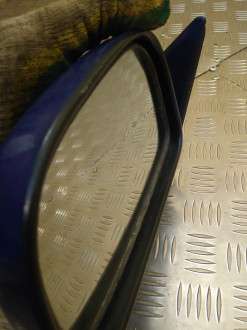 Зеркало левое Mitsubishi Galant 1993 1997