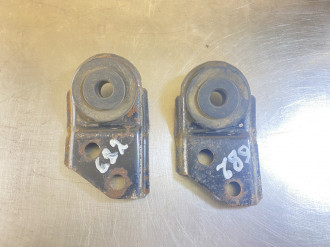 Кронштейн радиатора Mitsubishi Galant 1993 1997