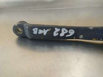 Поводок стеклоочистителя передний левый Mitsubishi Galant 1993 1997