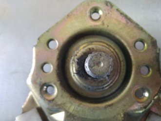 Стеклоподъемник задний правый Mitsubishi Galant 1993 1997