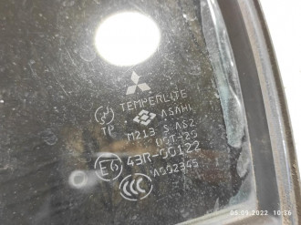 Стекло двери задней левой форточка Mitsubishi Lancer 9