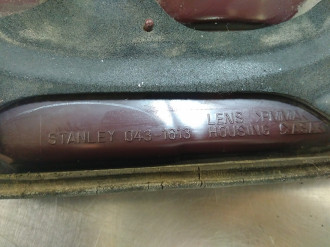 Фонарь задний внутренний левый Mitsubishi Galant 1993 1997