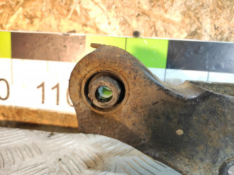 Рычаг задний нижний левый Mitsubishi Lancer 9