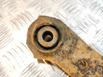 Рычаг задний верхний левый Mitsubishi Lancer 9