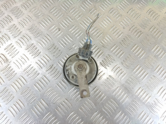 Сигнал звуковой Mitsubishi Carisma 2000 2003