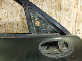 Дверь передняя правая Mitsubishi Carisma 2000 2003