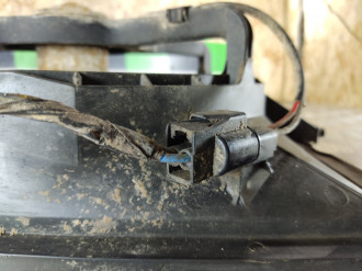 Вентилятор радиатора с диффузором Mitsubishi Carisma 2000 2003