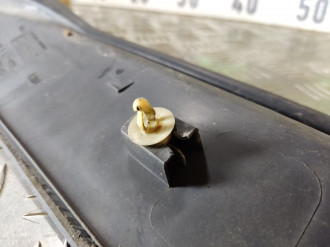 Жабо Mitsubishi Carisma 2000 2003