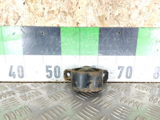 Опора двигателя Mitsubishi Carisma 2000 2003