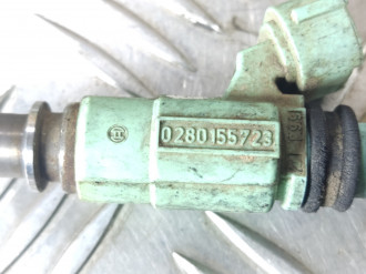 Форсунка двигателя Mitsubishi Carisma 2000 2003