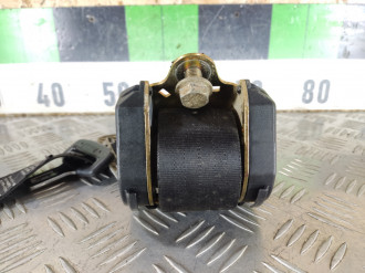 Ремень безопасности задний правый Mitsubishi Carisma 2000 2003