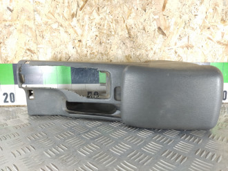Подлокотник Mitsubishi Carisma 2000 2003