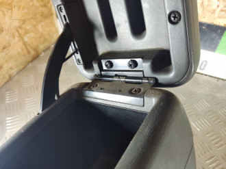 Подлокотник Mitsubishi Carisma 2000 2003