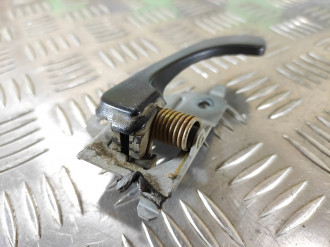 Ручка двери внутренняя передняя правая Mitsubishi Carisma 2000 2003