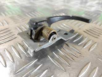 Ручка двери внутренняя задняя правая Mitsubishi Carisma 2000 2003