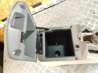 Подлокотник Mitsubishi L200 КВ