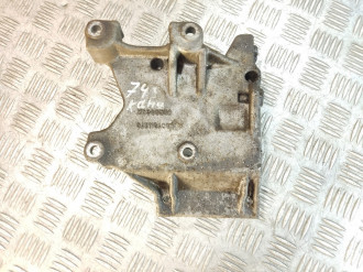 Кронштейн компрессора кондиционера Mitsubishi Lancer 9