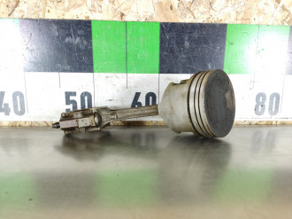 Поршень Mitsubishi Galant 1993 1997